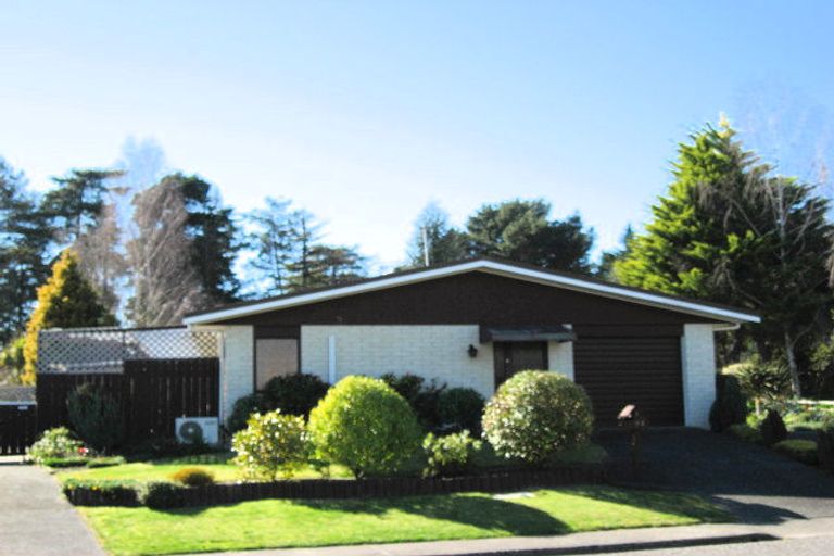 Photo of property in 2/23 Reeve Drive, Havelock North, 4130