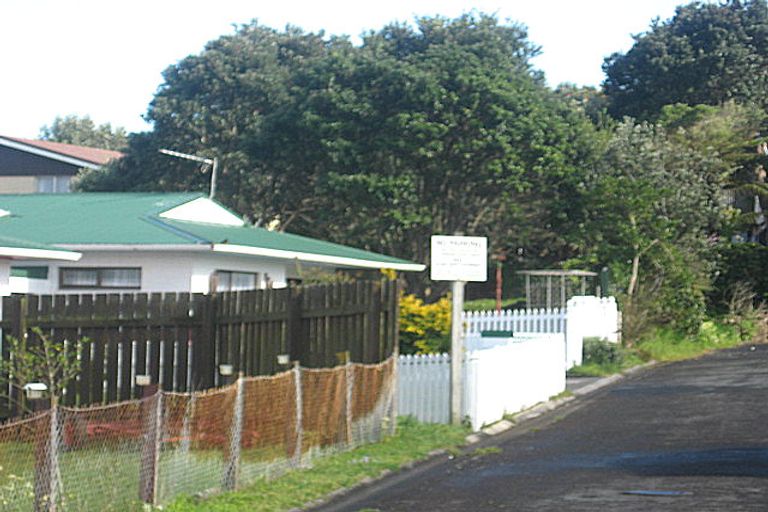 Photo of property in 5b Tahurangi Place, Spotswood, New Plymouth, 4310