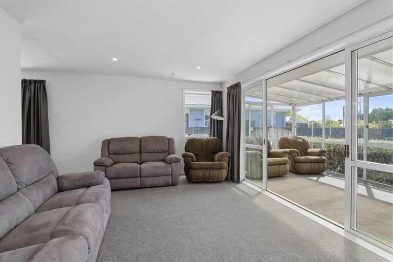 Photo of property in 299 Sawyers Arms Road, Bishopdale, Christchurch, 8053