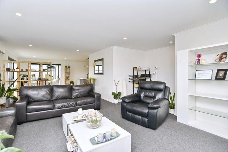 Photo of property in 5 Clare Street, Woodend, 7610