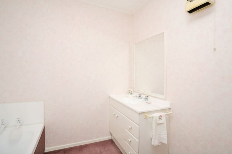 Photo of property in 43 Dublin Street, Windsor, Invercargill, 9810