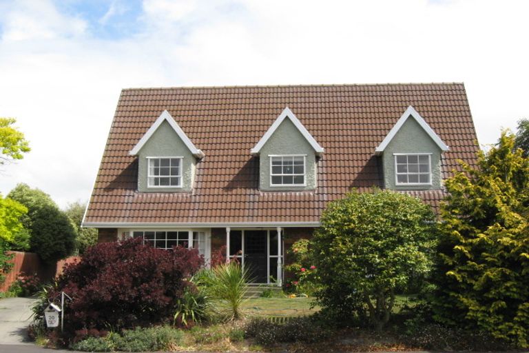 Photo of property in 30 Camberwell Place, Avonhead, Christchurch, 8042