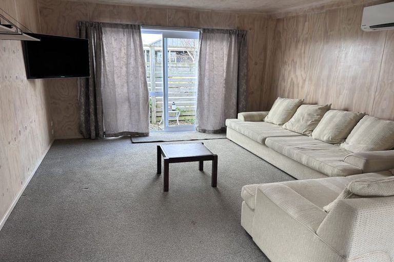 Photo of property in 35 Whatapaka Road, Karaka, Papakura, 2580