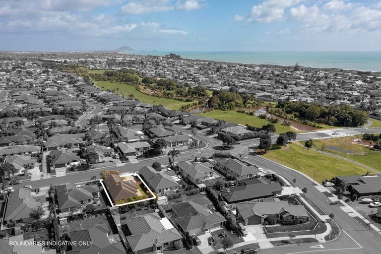 Photo of property in 83 Longview Drive, Papamoa Beach, Papamoa, 3118
