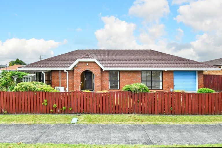 Photo of property in 8a Wellington Street, Papakura, 2110