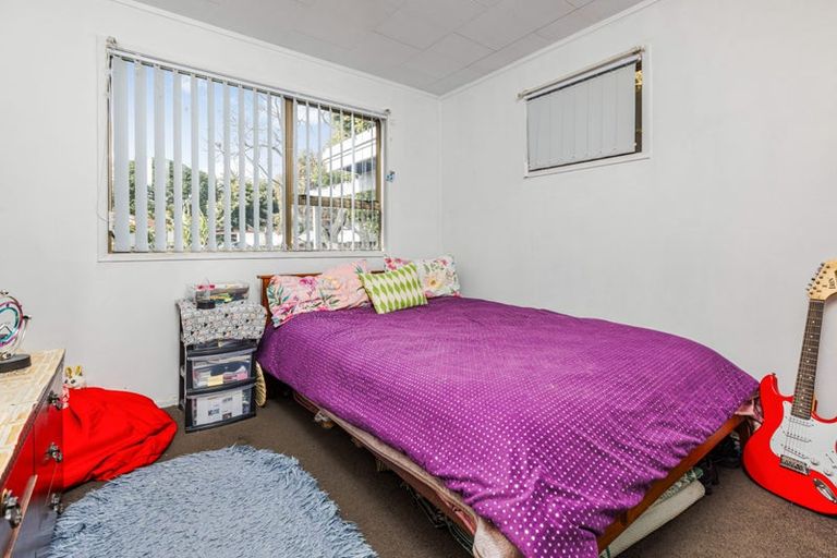 Photo of property in 63 Finlayson Avenue, Clendon Park, Auckland, 2103