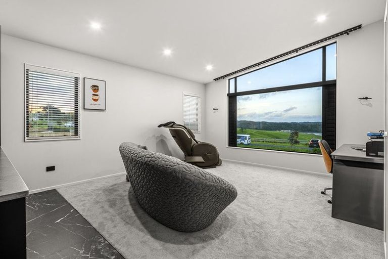 Photo of property in 214 Vaughans Road, Long Bay, Albany, 0792