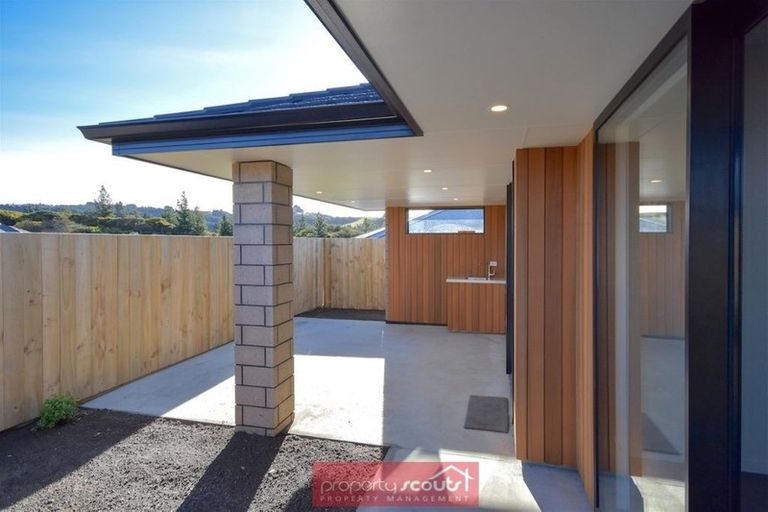 Photo of property in 6 Tate Crescent, Green Island, Dunedin, 9018