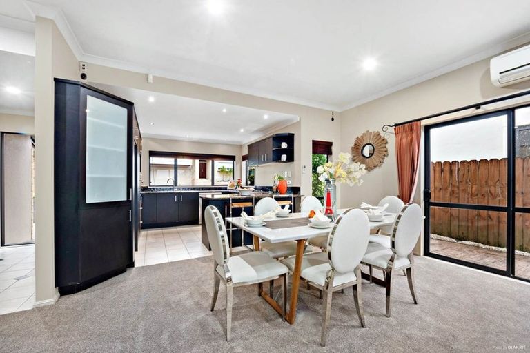 Photo of property in 157d Hobsonville Road, West Harbour, Auckland, 0618