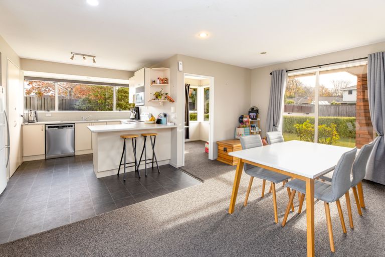 Photo of property in 3 Wendon Mews, Belfast, Christchurch, 8051