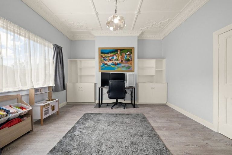 Photo of property in 19 Asquith Street, Caversham, Dunedin, 9012