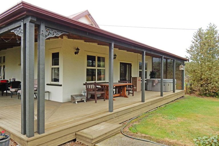 Photo of property in 2 Essex Street, Weston, Oamaru, 9401