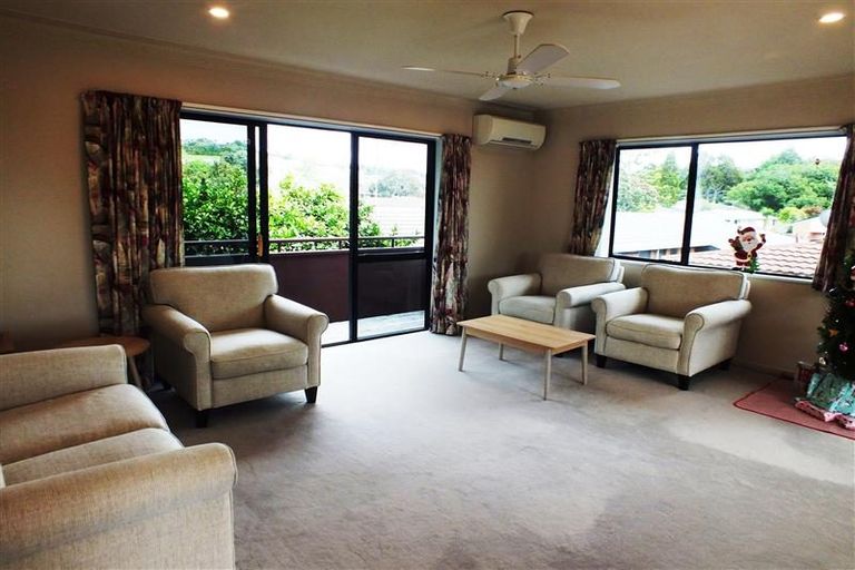Photo of property in 3/6 Manuka Street, Orewa, 0931