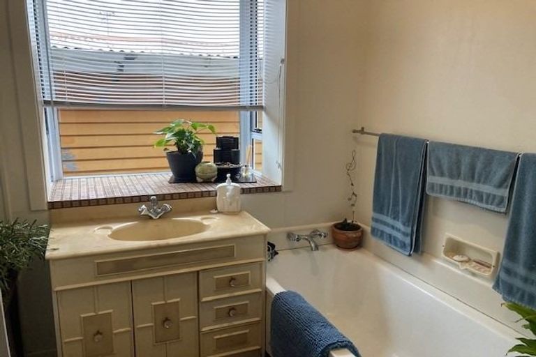 Photo of property in 13 Sandwich Road, St Andrews, Hamilton, 3200