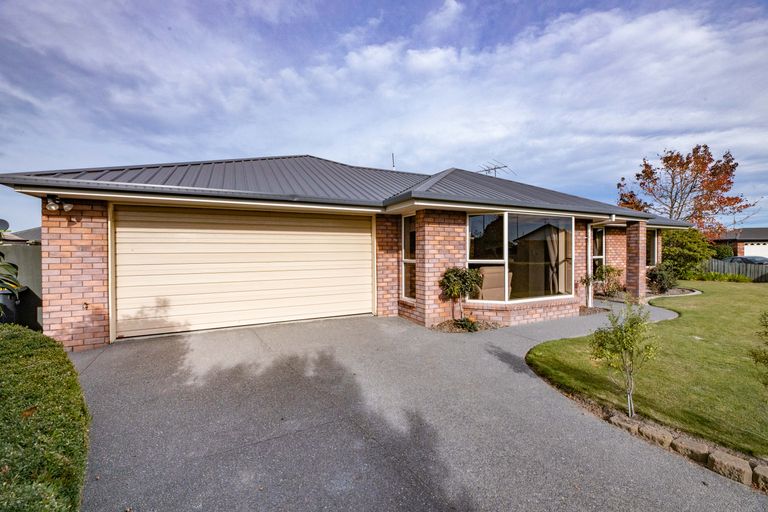 Photo of property in 3 Wendon Mews, Belfast, Christchurch, 8051