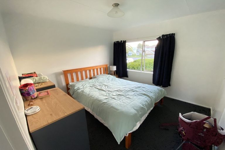 Photo of property in 9 Wicklow Place, Bell Block, New Plymouth, 4312