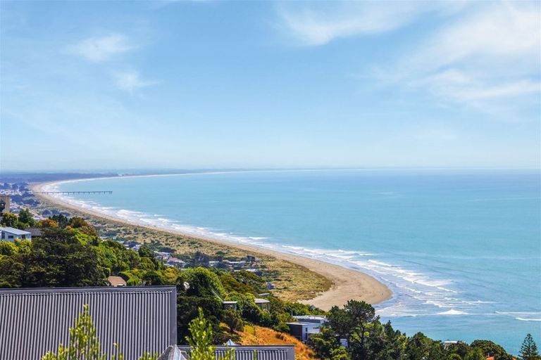 Photo of property in 130 Richmond Hill Road, Richmond Hill, Christchurch, 8081