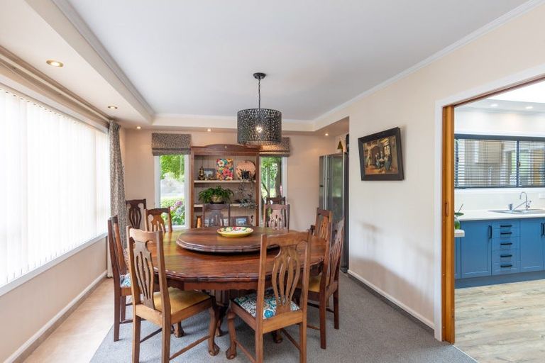 Photo of property in 13 Chichester Drive, Pinehaven, Upper Hutt, 5019