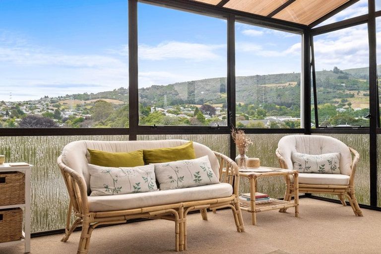 Photo of property in 4 Jason Street, Helensburgh, Dunedin, 9010