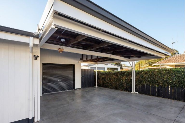 Photo of property in 10 Buckland Place, Cambridge, 3434