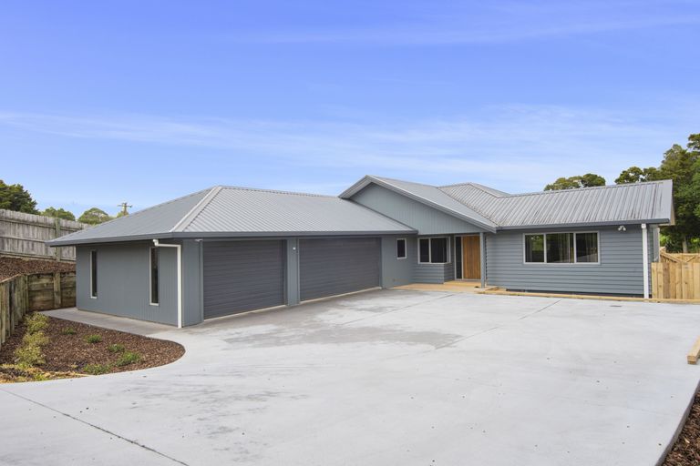 Photo of property in 17 Daviot Place, Te Kamo, Whangarei, 0112