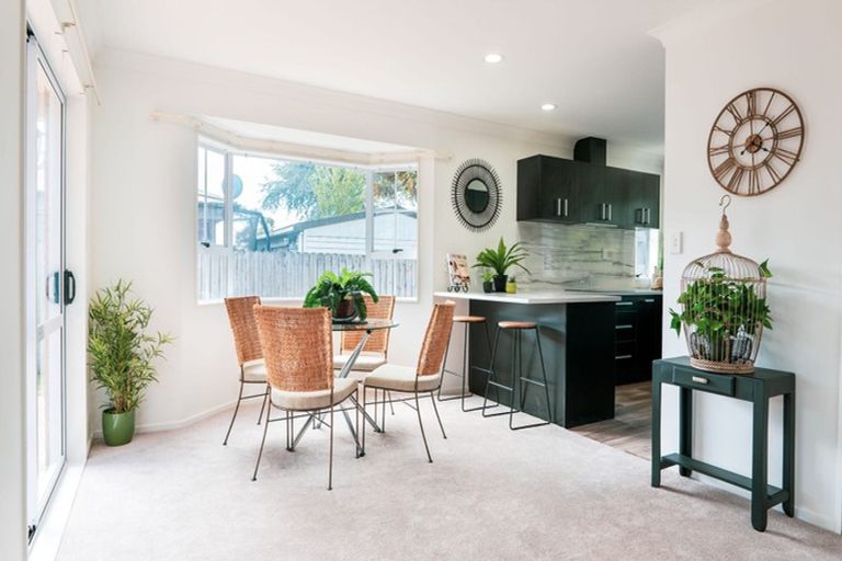 Photo of property in 36a Beach Road, Pahurehure, Papakura, 2113