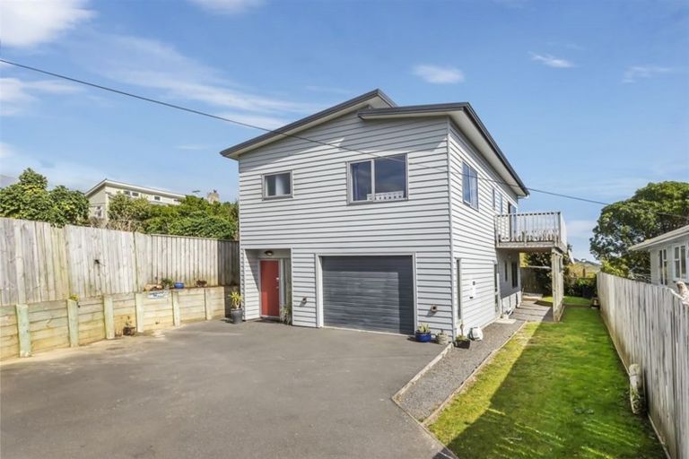 Photo of property in 143a Dimock Street, Titahi Bay, Porirua, 5022