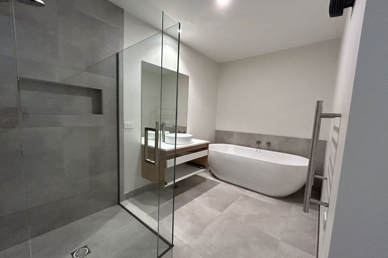 Photo of property in 73 Spur Ridge Rise, Jacks Point, 9371