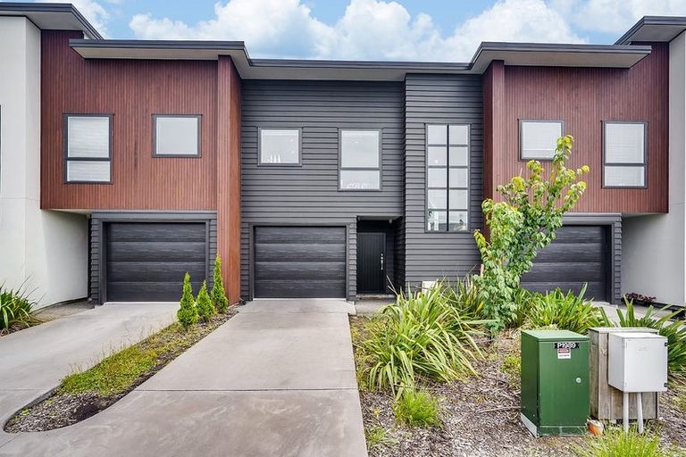 Photo of property in 9/37 North Ridge Drive, Rototuna North, Hamilton, 3210