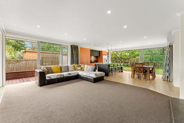 Photo of property in 44 Butterworth Crescent, Papamoa Beach, Papamoa, 3118