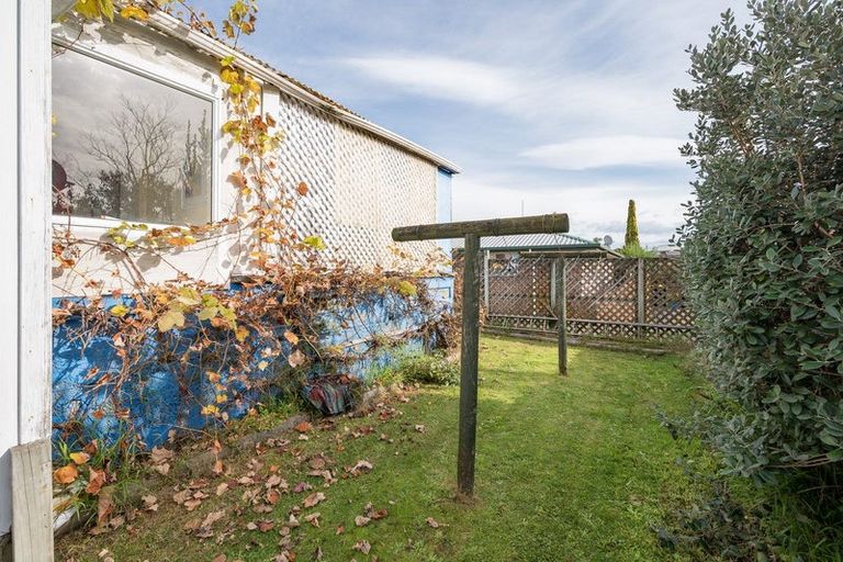 Photo of property in 112 Parkers Road, Tahunanui, Nelson, 7011