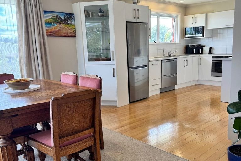 Photo of property in 40 Pemberton Crescent, Greerton, Tauranga, 3112