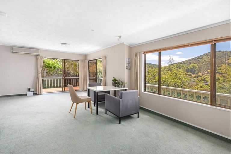 Photo of property in 16 Kokako Place, Taradale, Napier, 4112