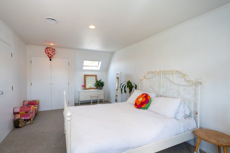 Photo of property in 1228 Howard Street, Parkvale, Hastings, 4122