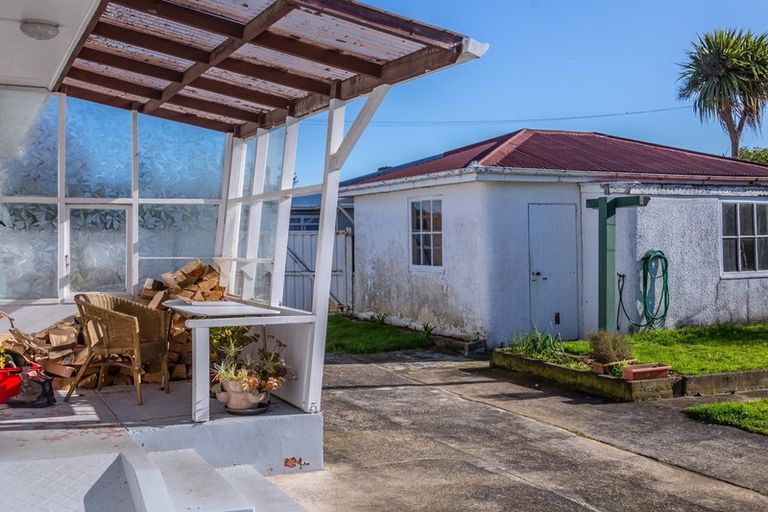 Photo of property in 42 York Street, Solway, Masterton, 5810