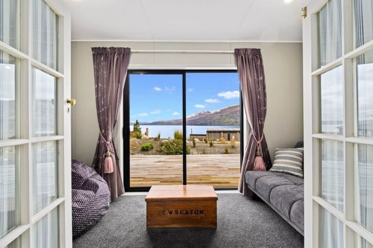 Photo of property in 7 Ohau Drive, Lake Ohau, Twizel, 9412