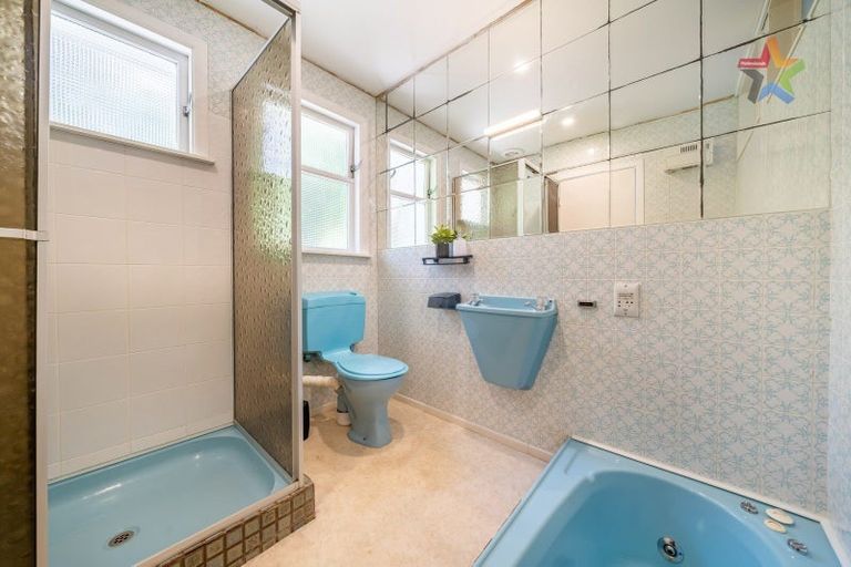 Photo of property in 7 Zeala Grove, Stokes Valley, Lower Hutt, 5019