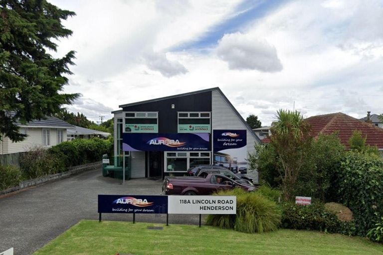 Photo of property in 1/108 Lincoln Road, Henderson, Auckland, 0610
