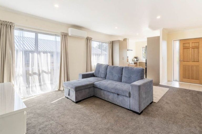 Photo of property in 47 Kellett Road, Ranui, Auckland, 0612