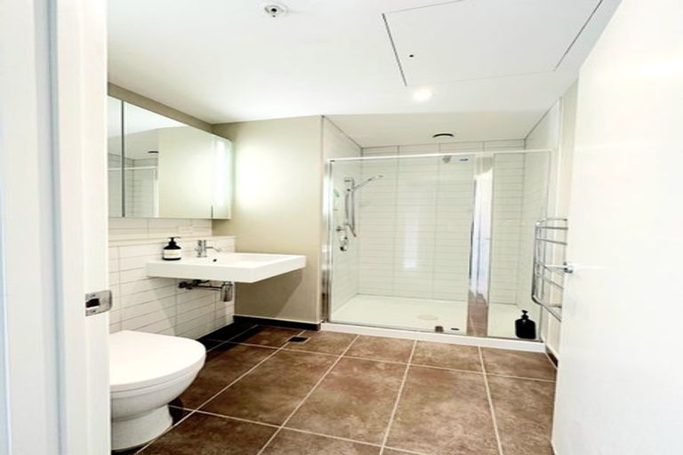 Photo of property in Trinity Apartments, 19 College Street, Te Aro, Wellington, 6011