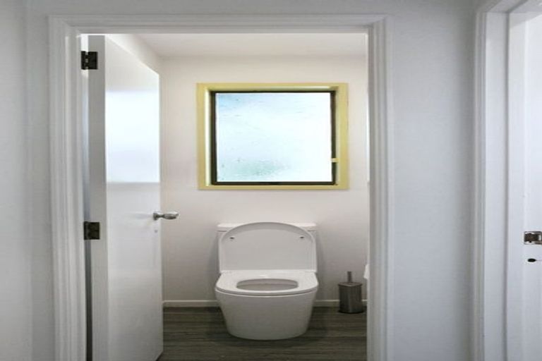 Photo of property in 1/292 Greers Road, Bishopdale, Christchurch, 8053