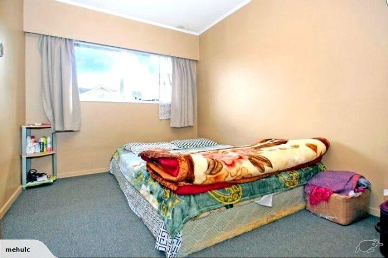Photo of property in 2/11 Wentworth Avenue, Papatoetoe, Auckland, 2025