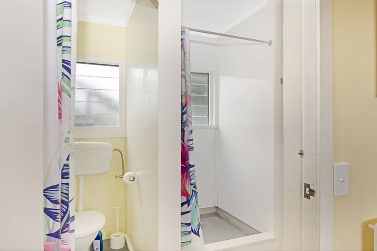 Photo of property in 2a Marine Parade, Otaki Beach, Otaki, 5512