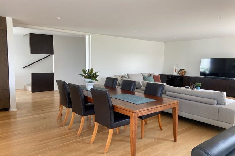 Photo of property in 13 Sharon Road, Waiake, Auckland, 0630