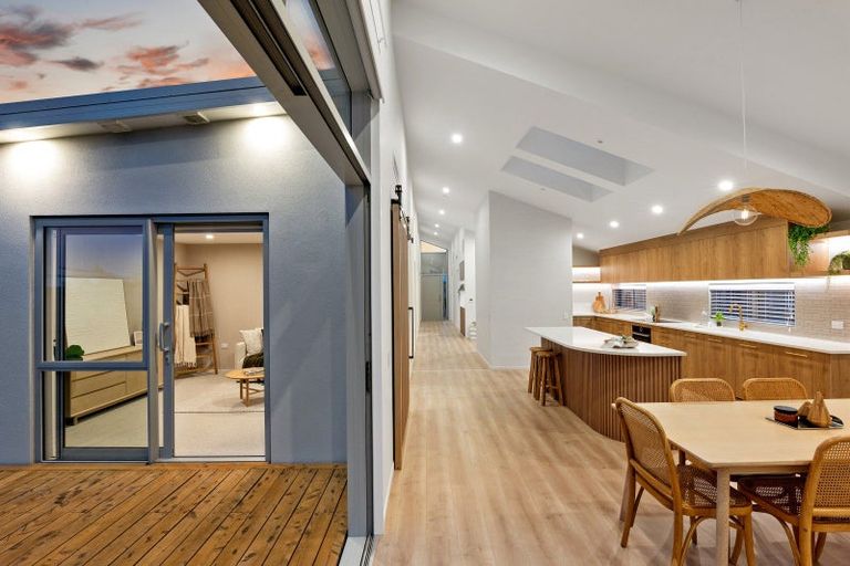 Photo of property in 13 Finstock Way, Rolleston, 7614