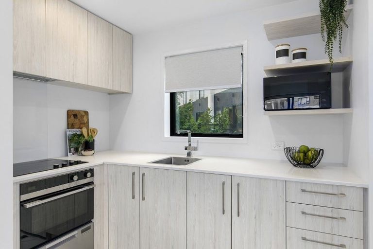 Photo of property in 5/4 Johnston Grove, Taita, Lower Hutt, 5011