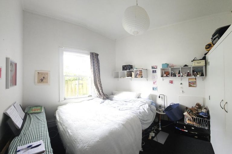 Photo of property in 9 Bidwill Street, Mount Cook, Wellington, 6021