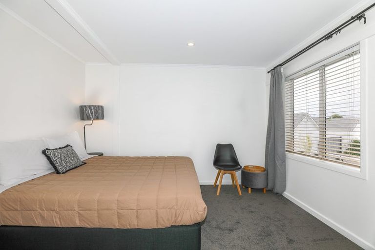 Photo of property in 17 Puriri Street, Hilltop, Taupo, 3330