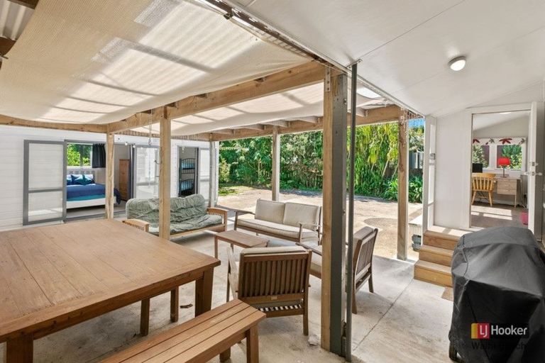 Photo of property in 56 Roretana Drive, Athenree, Katikati, 3177