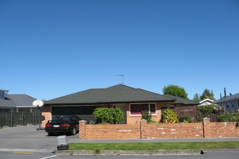 Photo of property in 5a Elizabeth Street, Rangiora, 7400